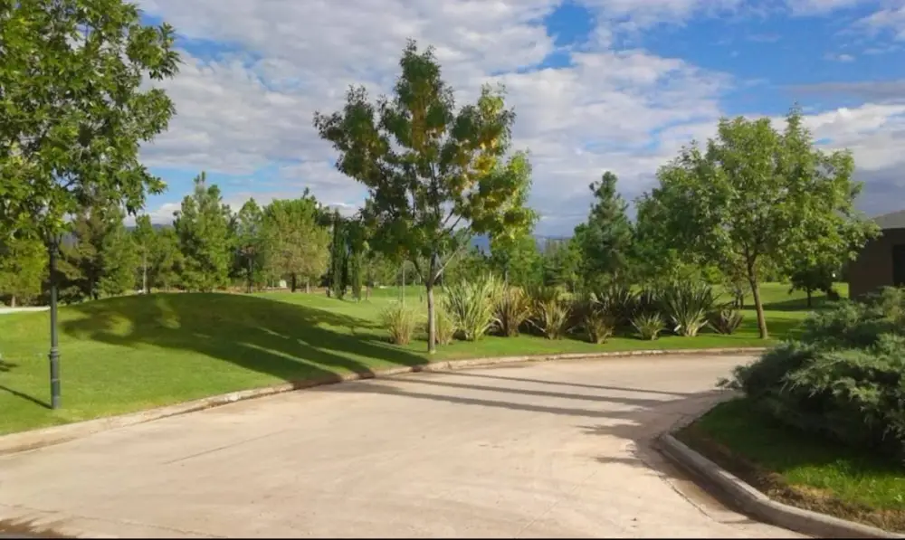 Lote de 1.245 m² en Lunlunta, foto 2