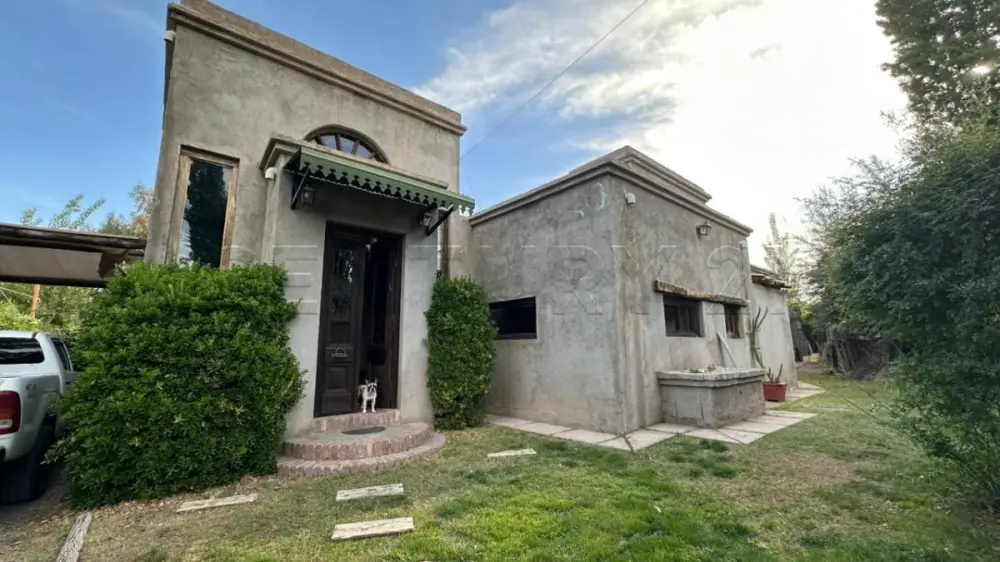 Casa de 3 dormitorios en Chacras de Coria, foto 2