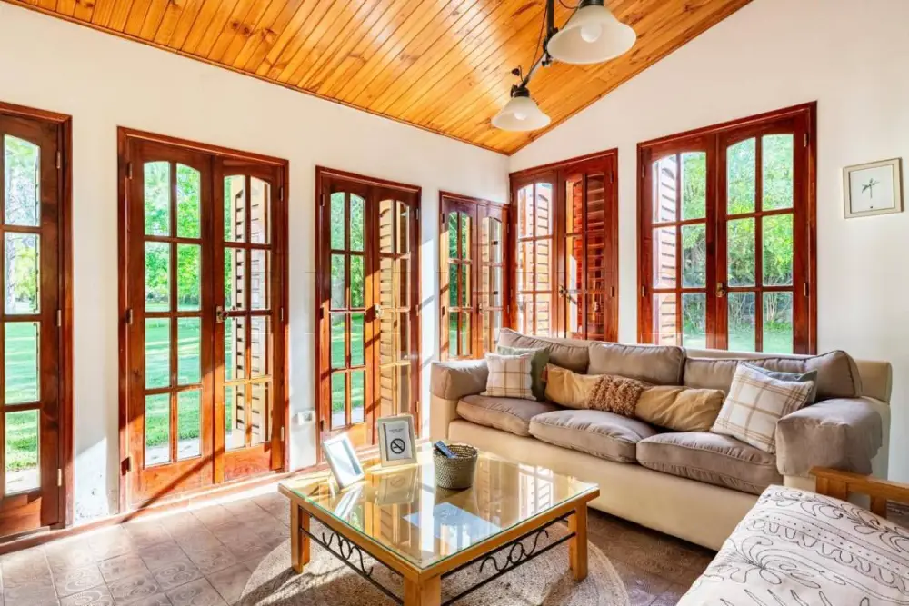 Casa de 4 dormitorios en Chacras de Coria, foto 4