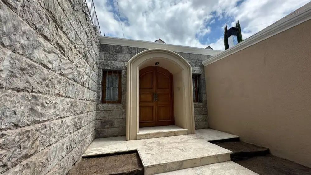 Casa de 3 dormitorios en Sexta Sección, foto 2