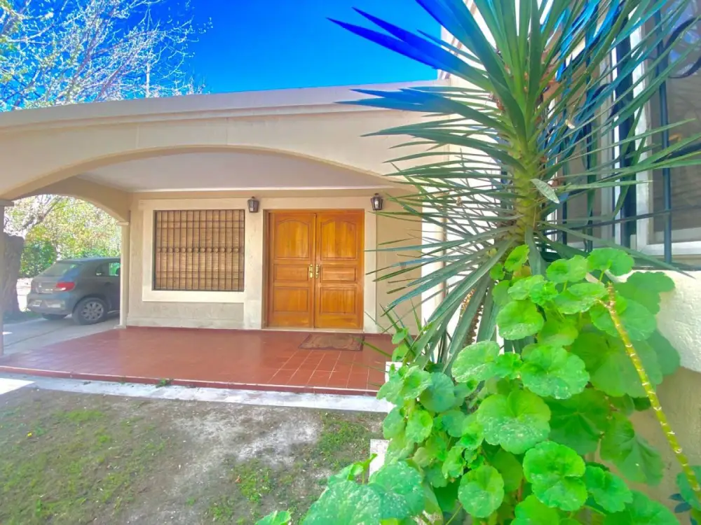 Casa de 5 dormitorios en Bermejo, foto 2