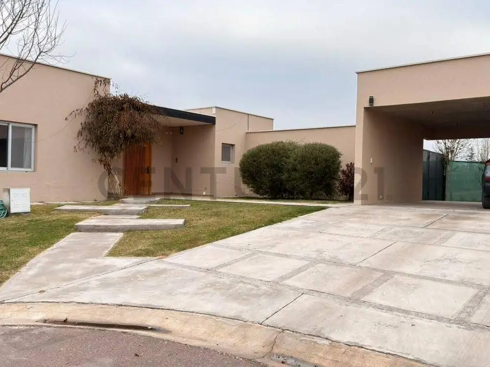 Casa de 2 dormitorios en Chacras de Coria, foto 2