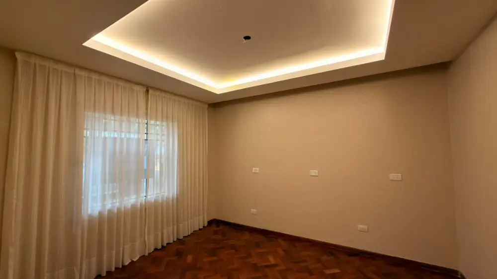 Casa de 7 dormitorios en quinta sección, foto 3