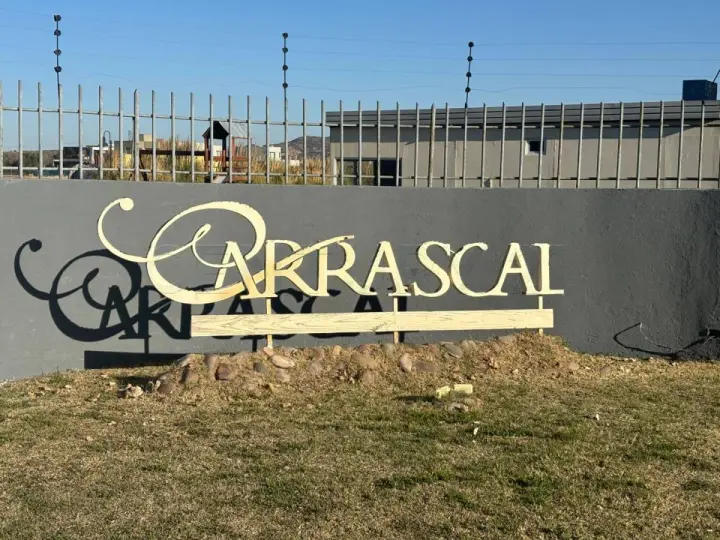 Lote de 614 m² en Lunlunta, foto 1