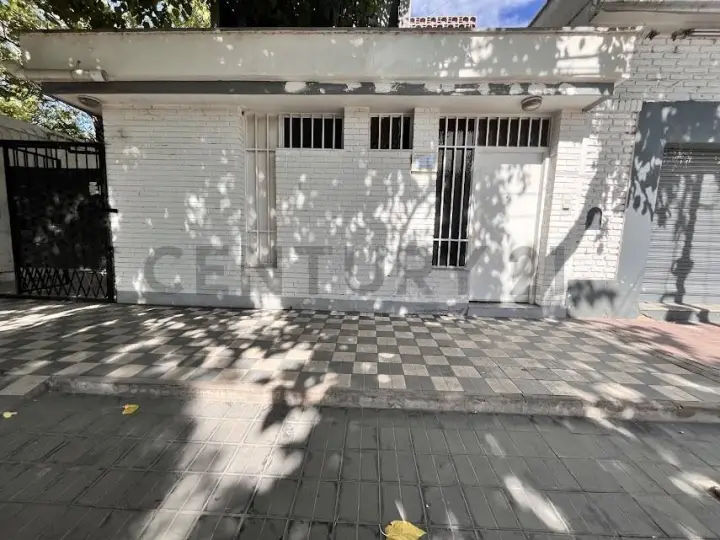 Casa de 3 dormitorios en Ciudad de Mendoza, foto 1