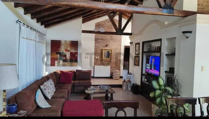 Casa de 4 dormitorios en Maipú, foto 1