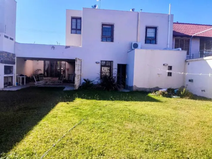 Casa de 2 dormitorios en Luján de Cuyo