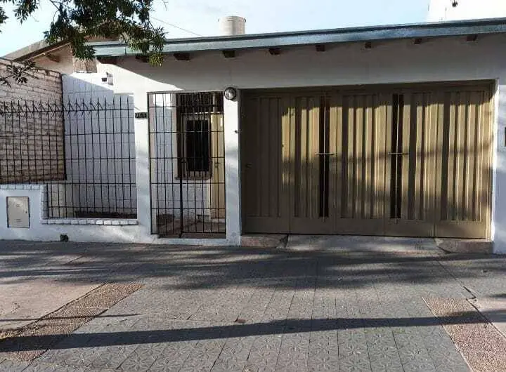 Casa de 3 dormitorios en Godoy Cruz