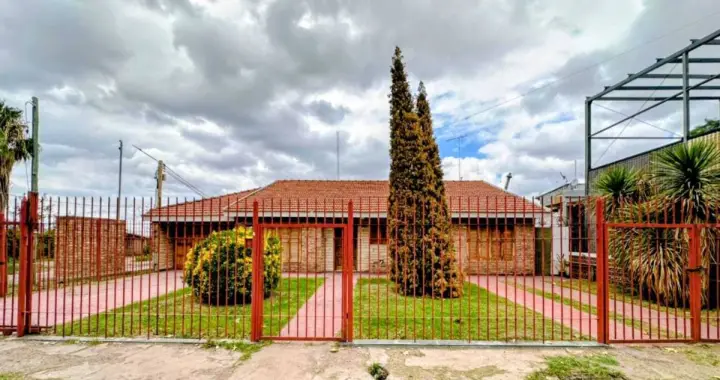 Casa de 4 dormitorios en Maipú