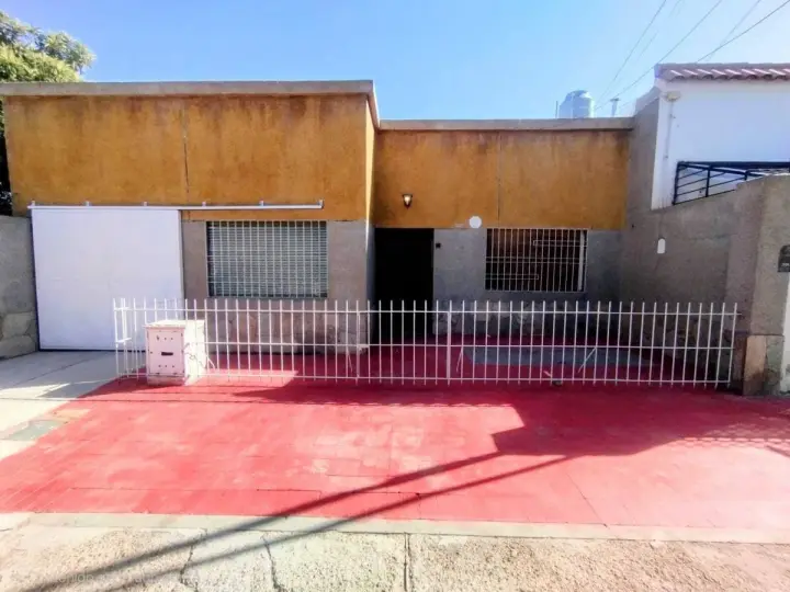 Casa de 3 dormitorios en Guaymallén, foto 1