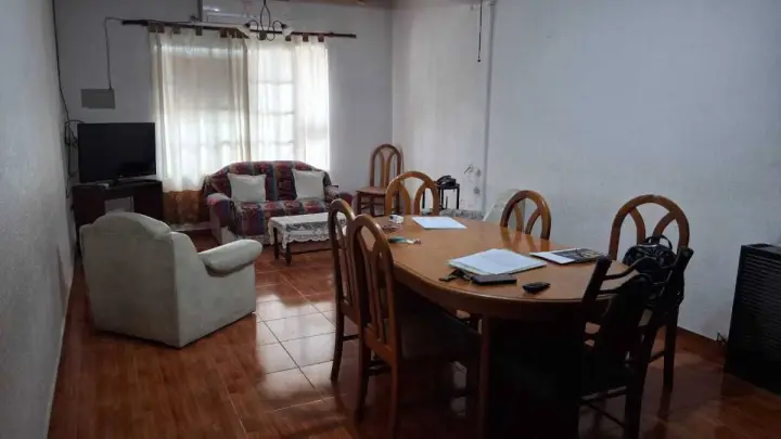 Casa de 4 dormitorios en Las Heras