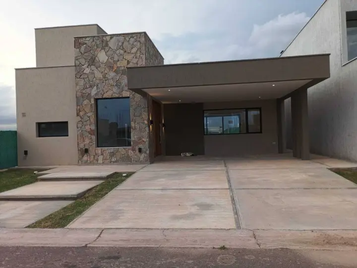 Casa de 3 dormitorios en Maipú