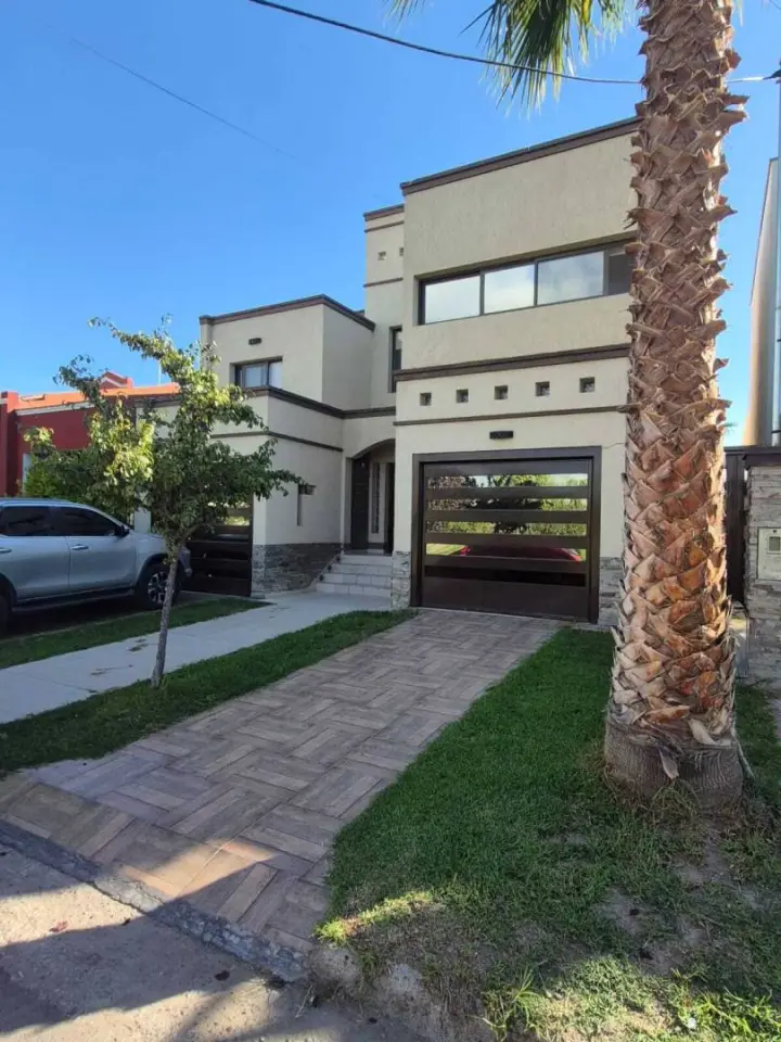 Casa de 3 dormitorios en Maipú, foto 1