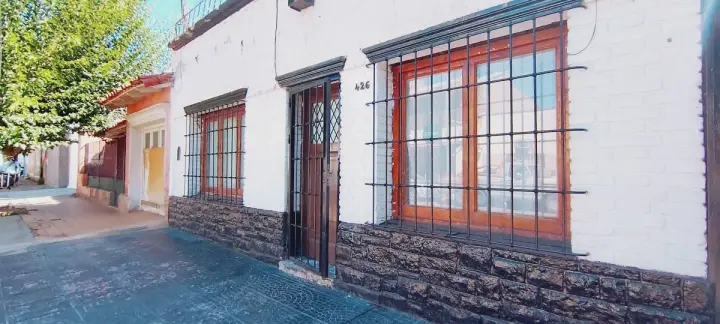 Casa de 4 dormitorios en Dorrego