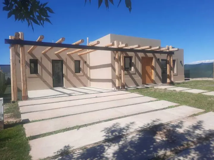 Casa de 3 dormitorios en Luján de Cuyo