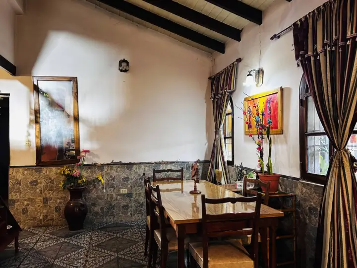 Casa de 4 dormitorios en Cacique Guaymallén