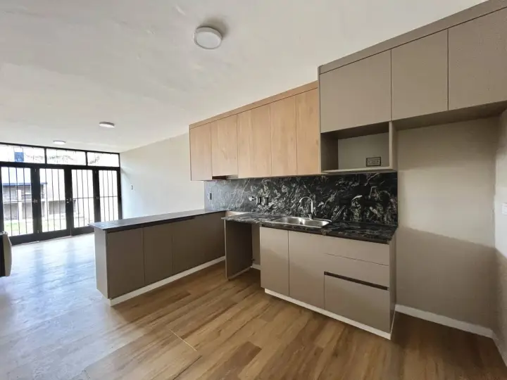 Casa de 3 dormitorios en Sexta Sección