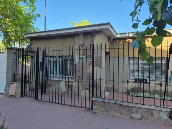 Casa de 2 dormitorios en Maipú