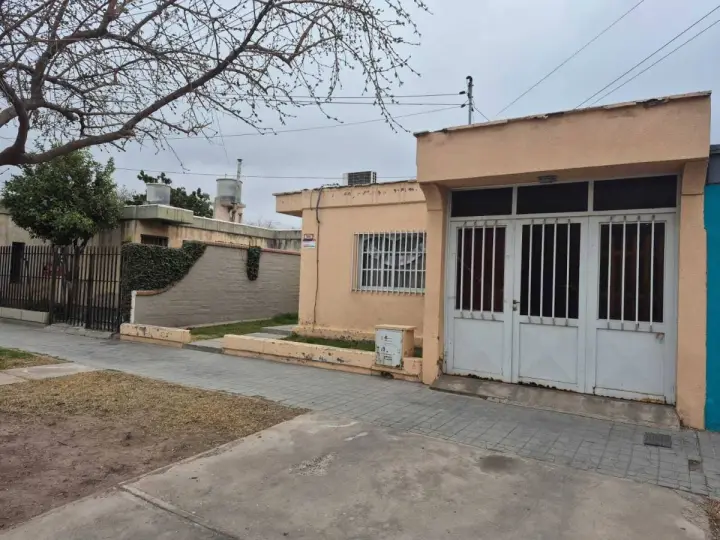 Casa de 3 dormitorios en Godoy Cruz