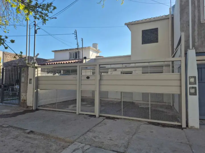 Casa de 3 dormitorios en Guaymallén