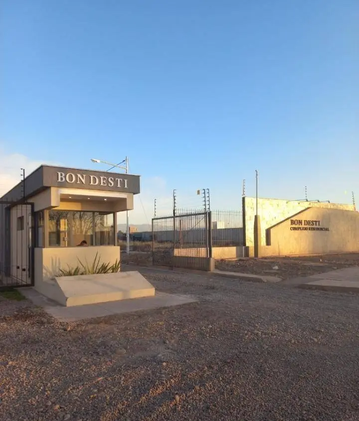 Lote de 487 m² en Maipú