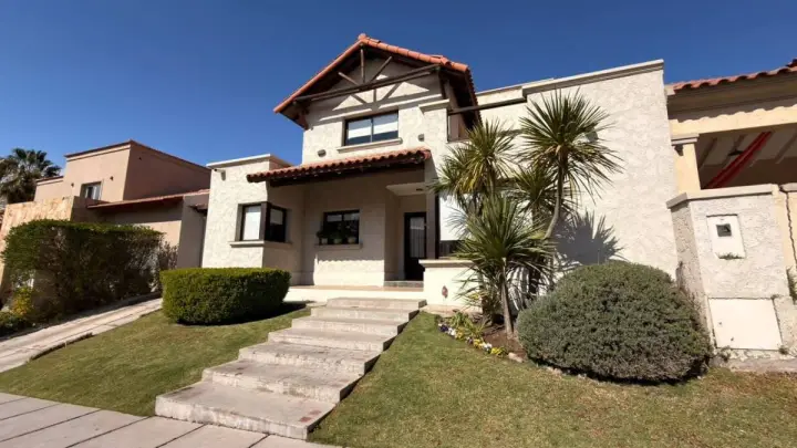 Casa de 3 dormitorios en Godoy Cruz
