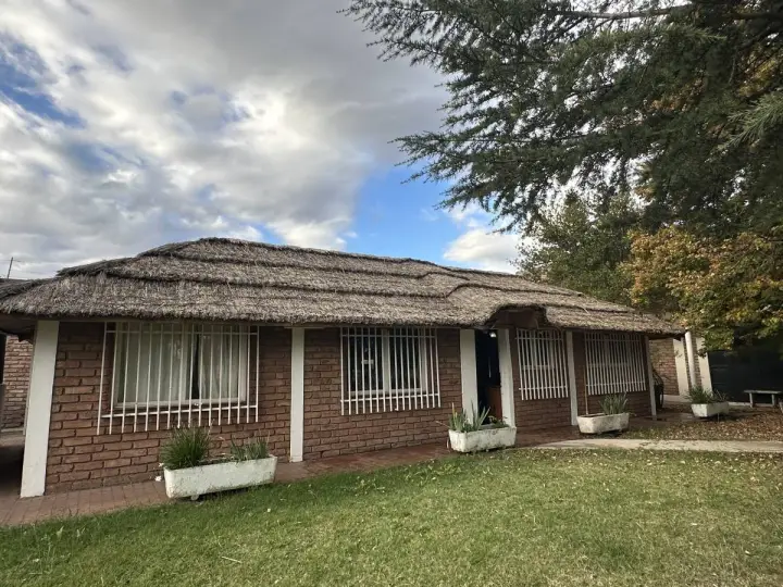 Cabaña de 3 dormitorios en Luján de Cuyo