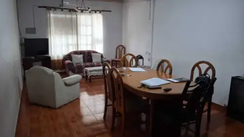 Casa de 4 dormitorios en Las Heras