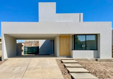 Casa de 3 dormitorios en Guaymallén
